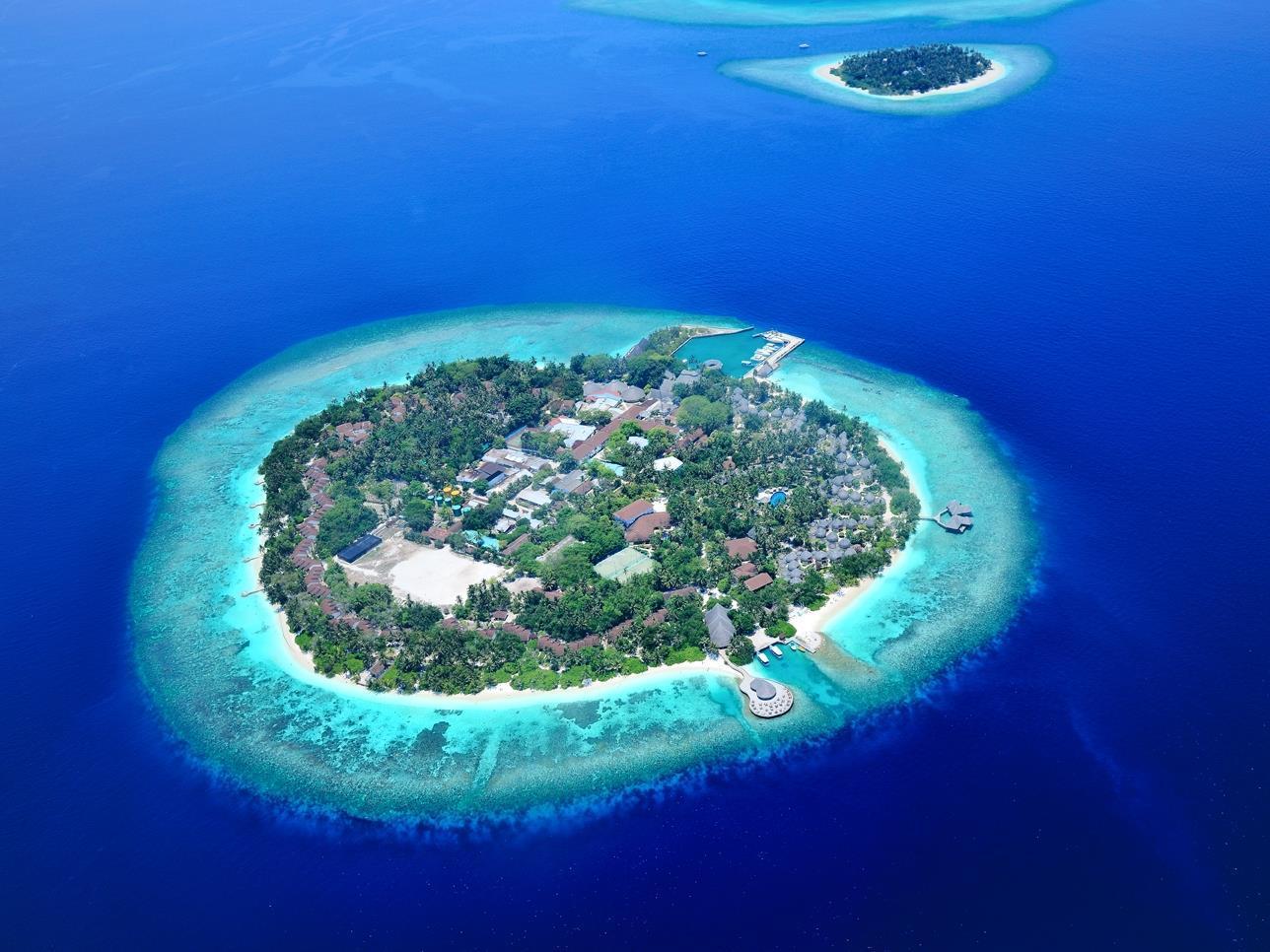 bandos-maldives-photos-exterior