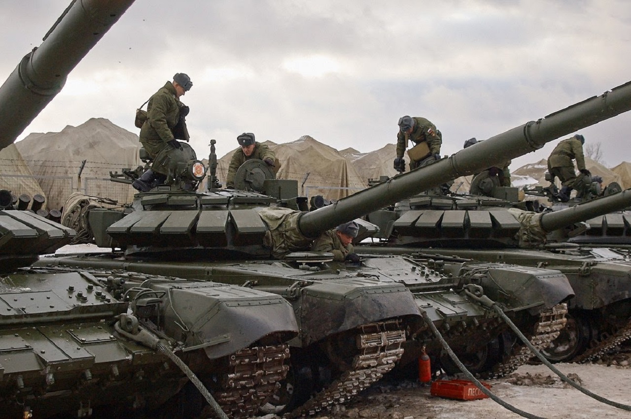 Войска где танки. Танк т72. Т 72 б3 в Чечне. Колонна т-72б3. Т-72б1.