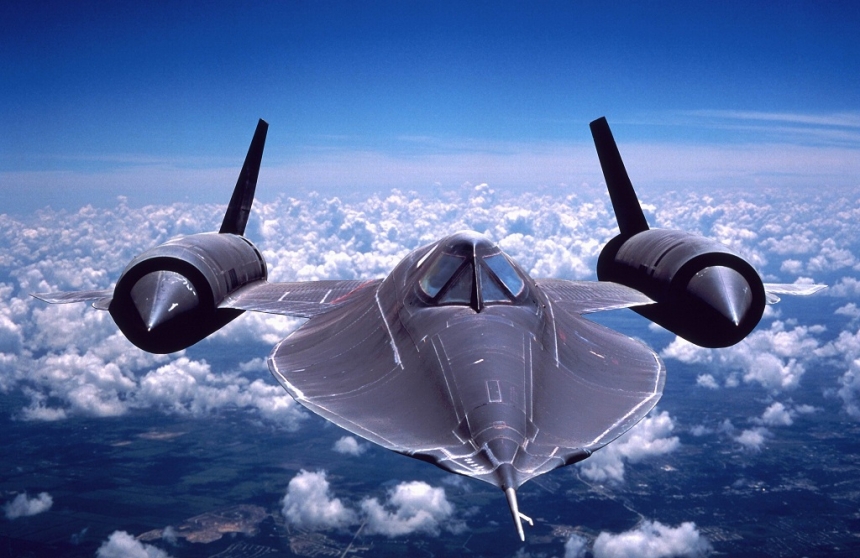 full-20-facts-you-dont-know-about-sr-71-blackbird-featured-1479142429